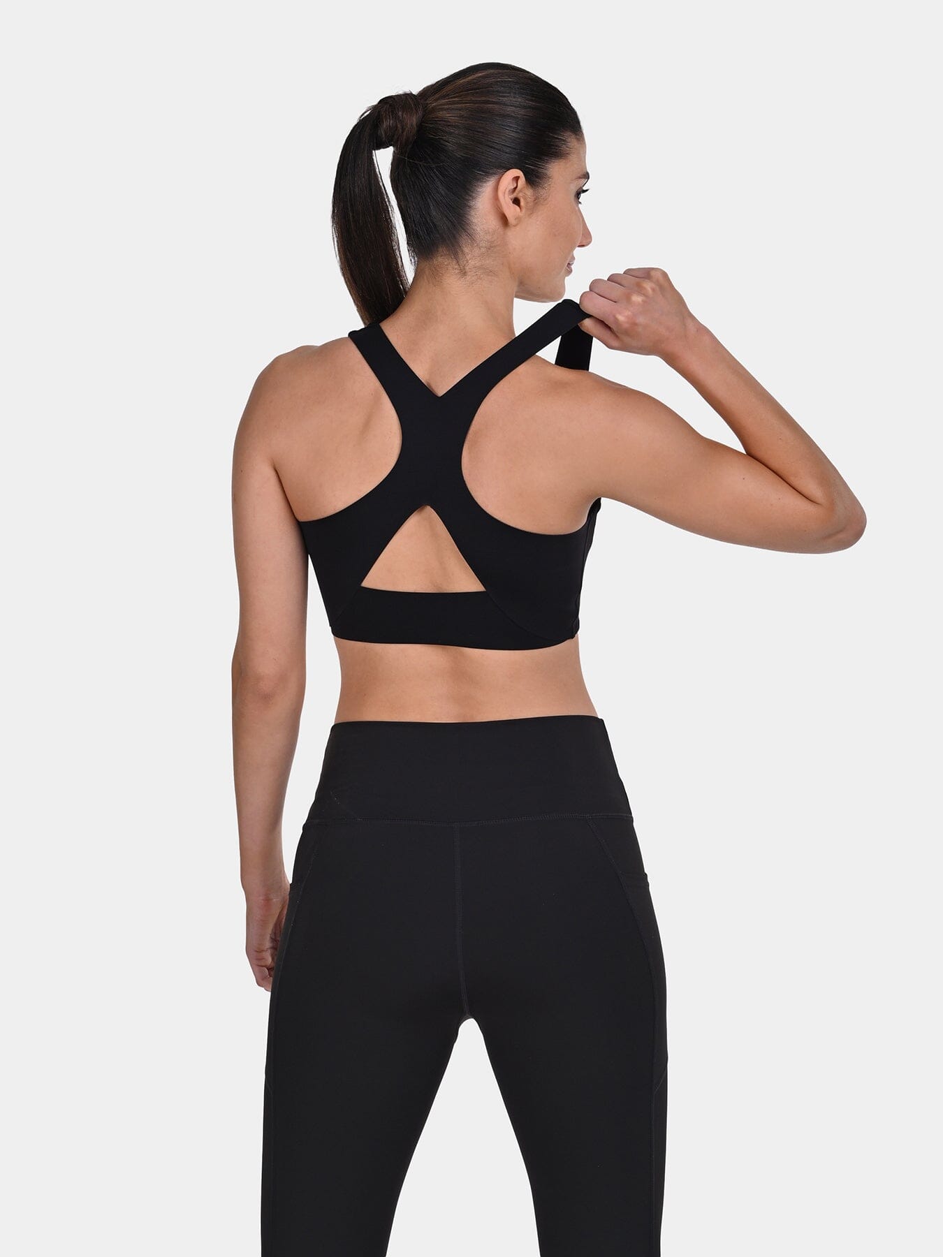 TCA Racerback Sports Bra for Women – Seamless Wireless Bra with Removable Pads for Yoga, Pilates & Low-Impact Training