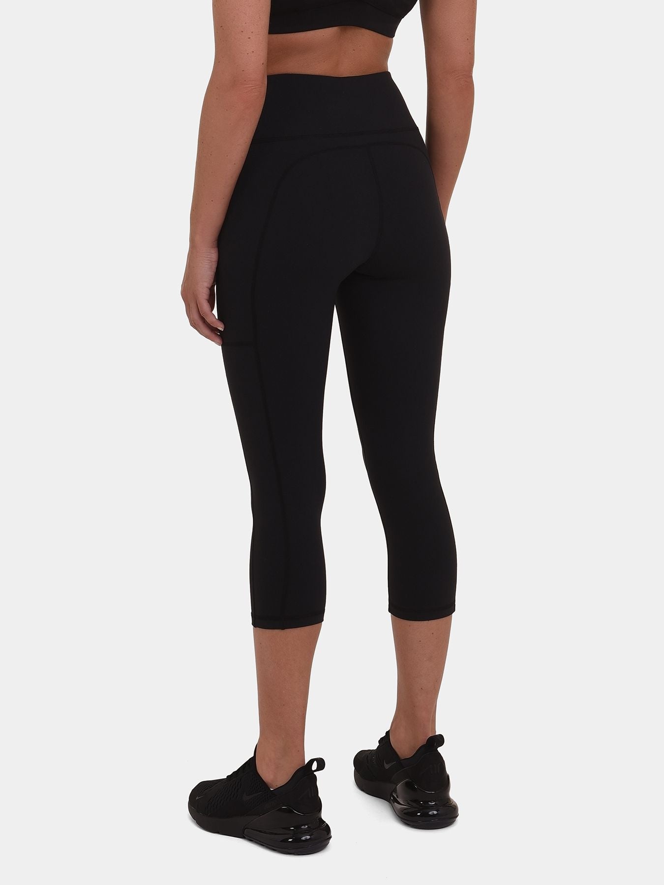 Women's Equilibrium Capri