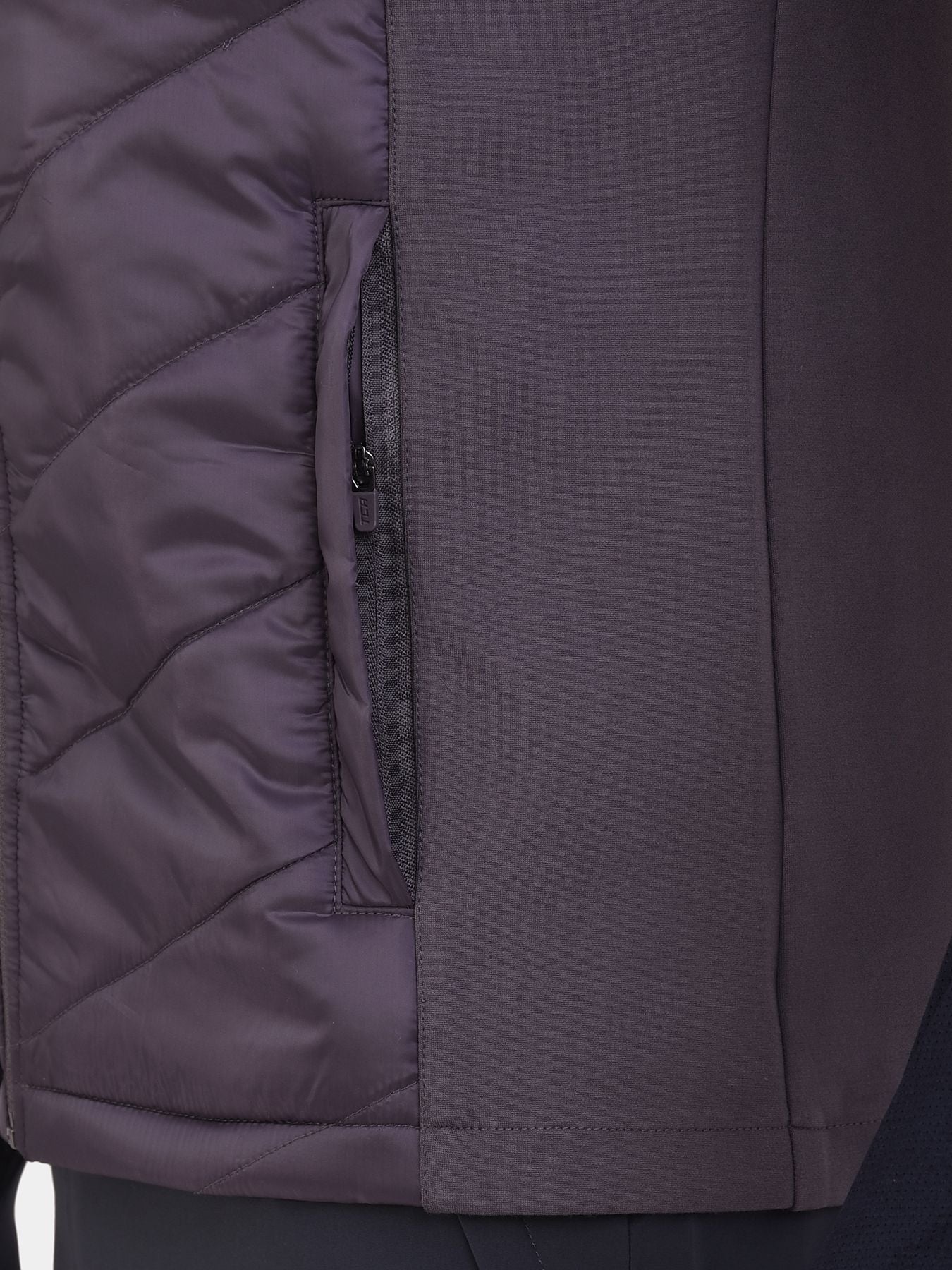 Excel Padded Running Gilet For Men With Zip Pockets & Reflective Strips